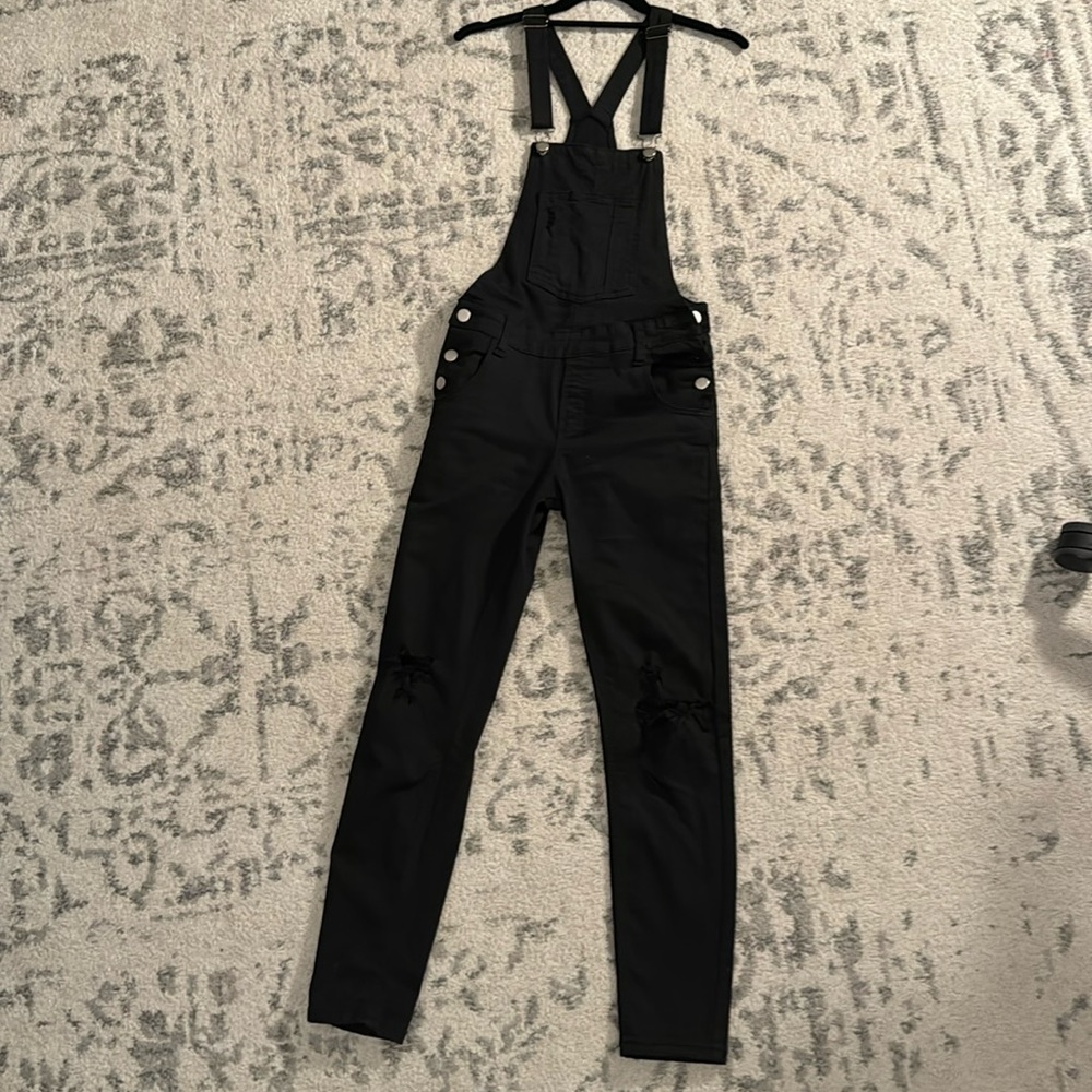 Superdown Gia Denim Overalls in Black
Size: XS
